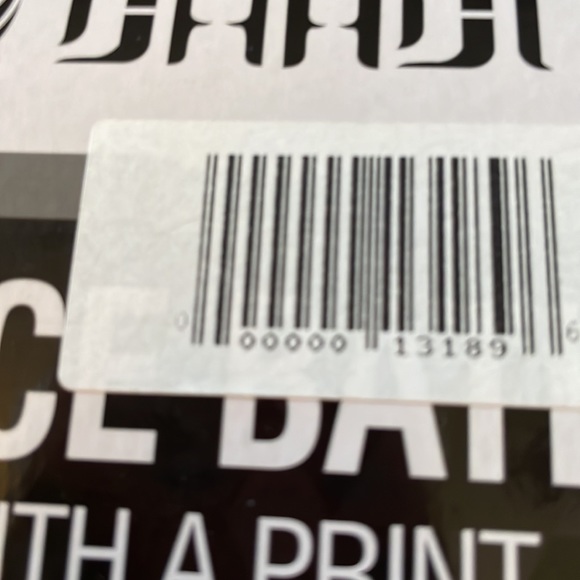 NWT shower curtain and hooks - Picture 3 of 4